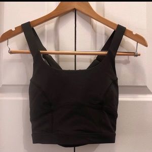**SOLD** Lululemon Black Sports Bra Sz 4